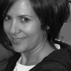Dr Nadia   Charalambous